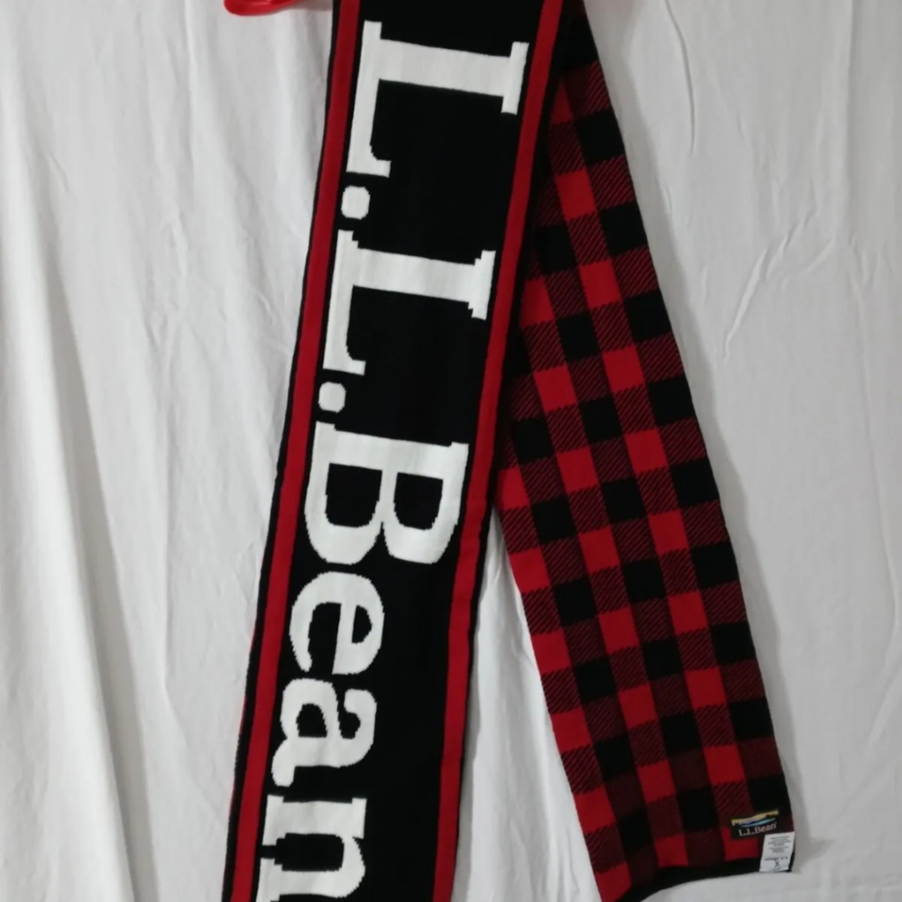 L. L. Bean Winter Scarf Reversible 65"x 8" Great Condition